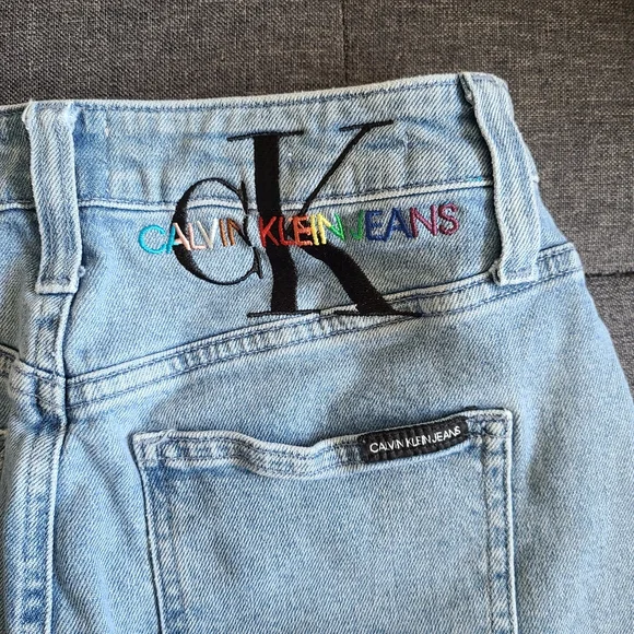 (Pre-loved) CK Denim Skirt - Picture 4 of 5